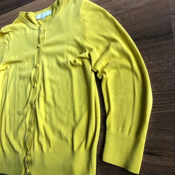 🔥4/$20 Loft Mustard Yellow Cardigan/Sweater - Picture 3 of 14